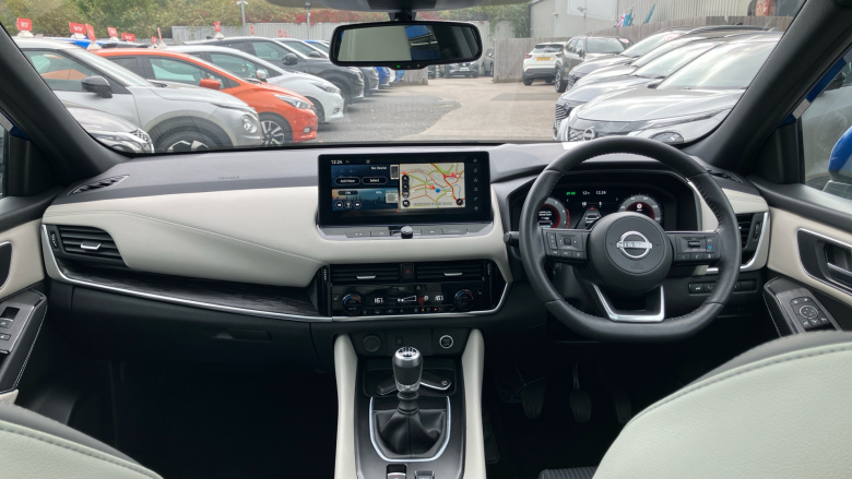 Nissan Qashqai 1.3 DiG-T MH Tekna 5dr Petrol Hatchback